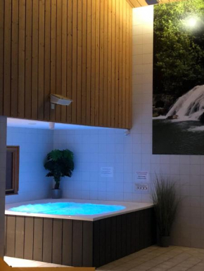 Etoile des Neiges Piscine Spa Sauna Métabief